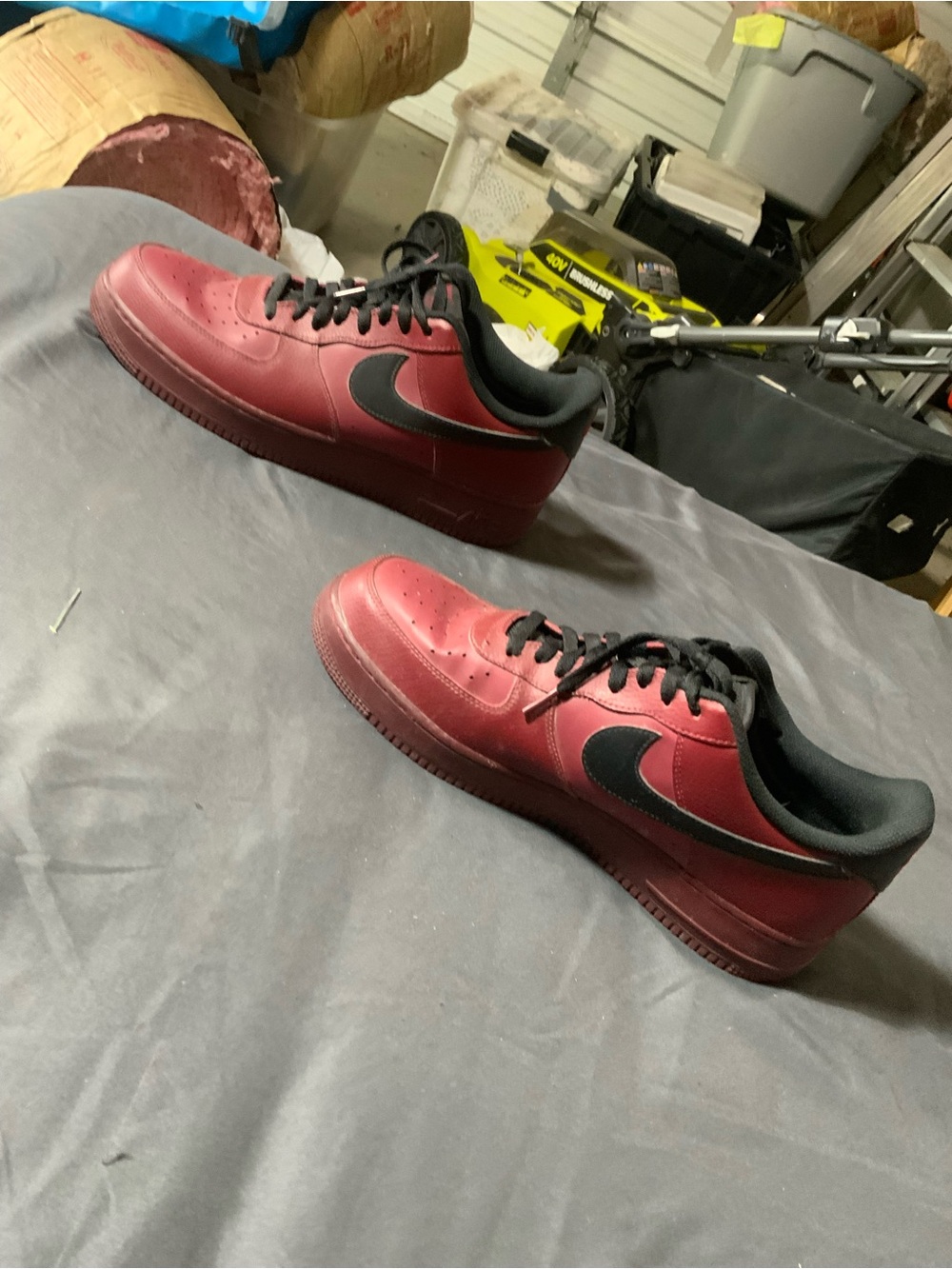 Nike Low-Top Sneakers in Burgundy and Black
